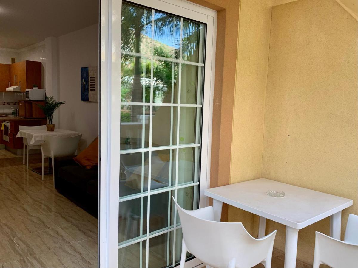 Apartamento Primavera Arona  Εξωτερικό φωτογραφία