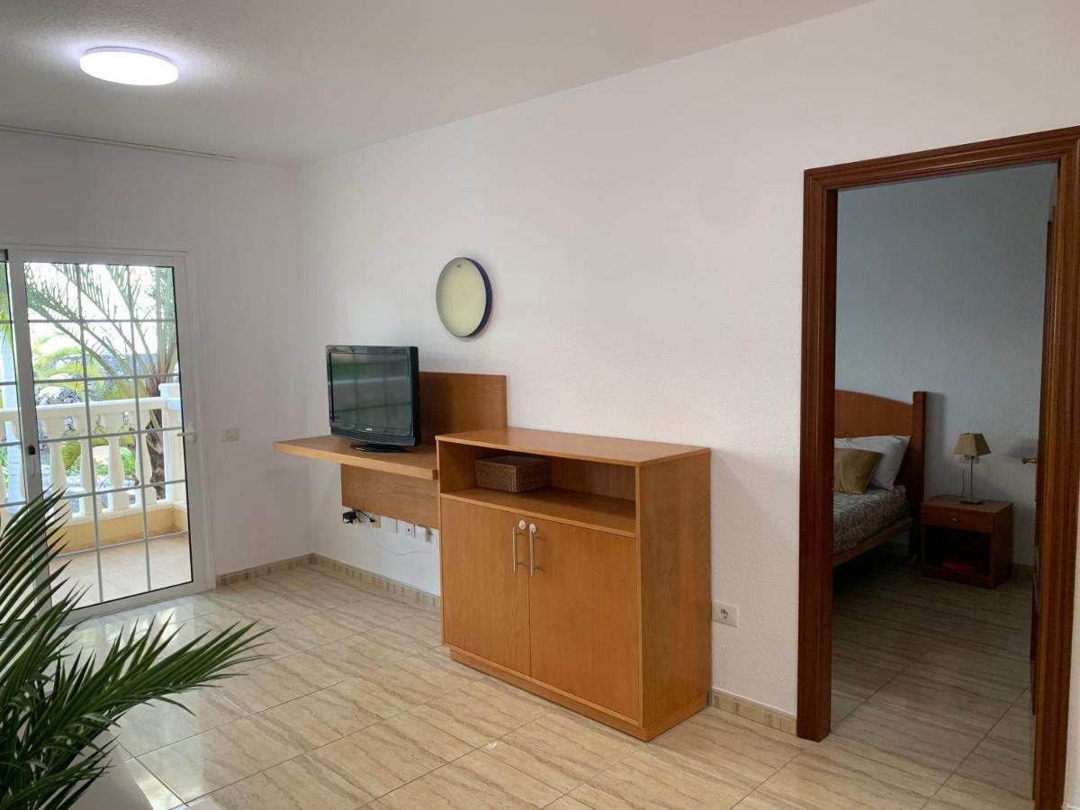 Apartamento Primavera Arona  Εξωτερικό φωτογραφία