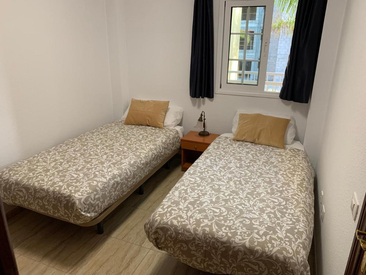 Apartamento Primavera Arona  Εξωτερικό φωτογραφία